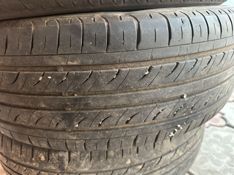 Продам шина R17 хорошом сост