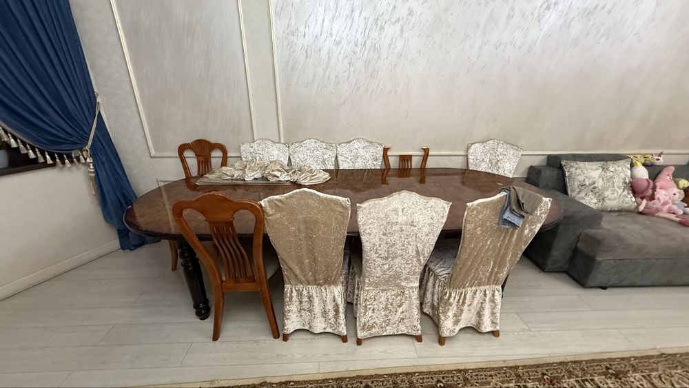 Стол для Зала с 12 стульями