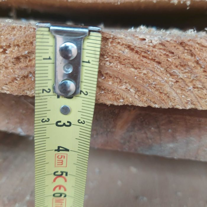 Vand 460 bucati scandura uscata (14 ani) , buna de facut lambriu, 15 cm latime, 4 m lungime si 2 cm grosime. Pret bucata 21 lei, se vand toate odata