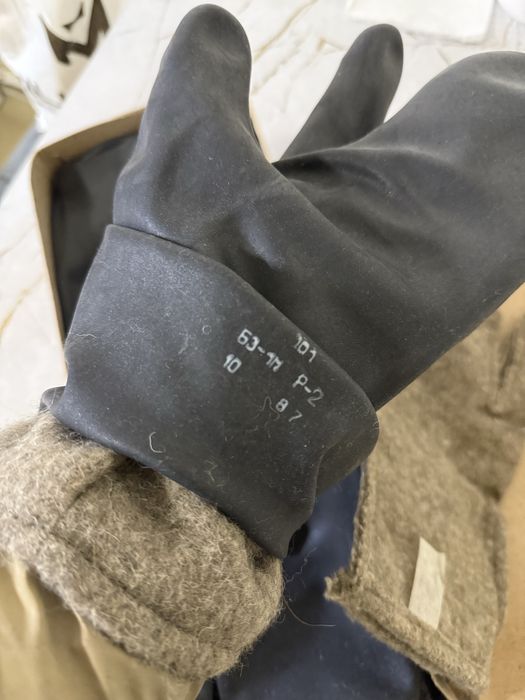 Продам зимние рабочие рукавицы