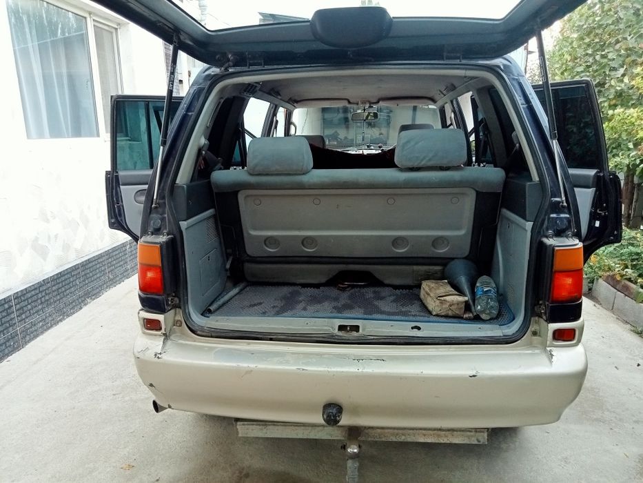 Мазда MPV  7 места