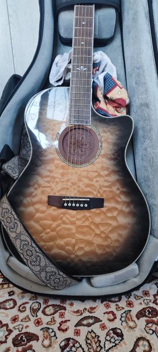 Акустическая гитара Cort