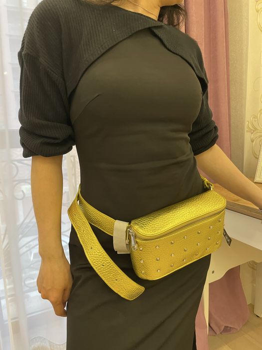 Кожанная золотистая сумка