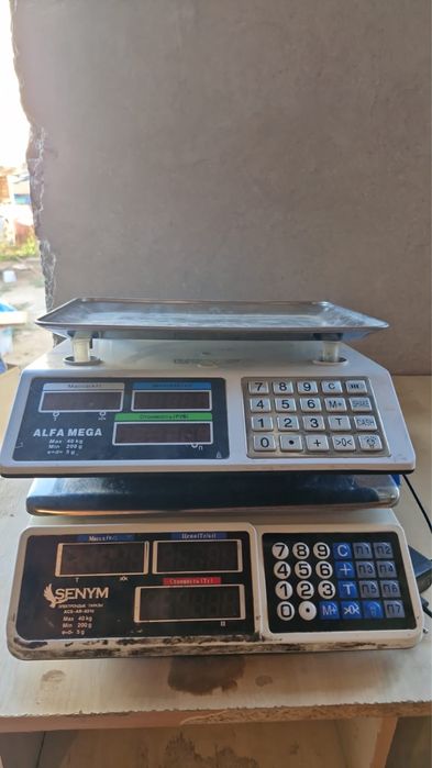 Продам фритюрницу.весы.Микроволновка