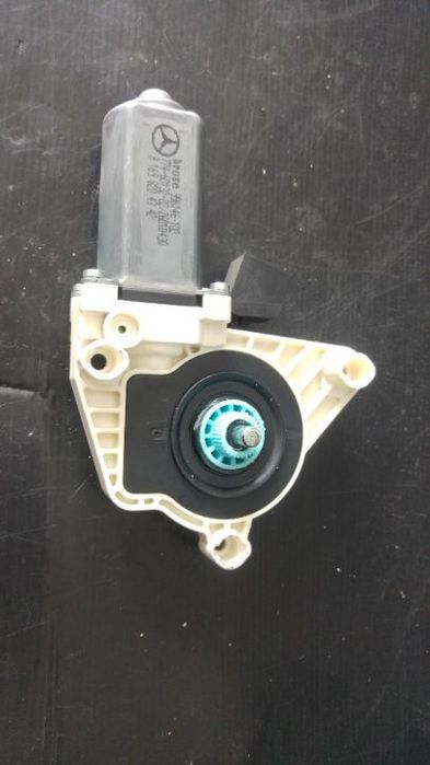 Motoras geam electric stanga fata mercedes b class a1698204342