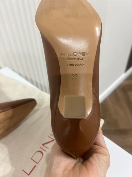 Продаю ботильоны Baldinini Italy