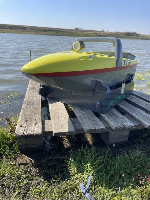 Лодка за захранка