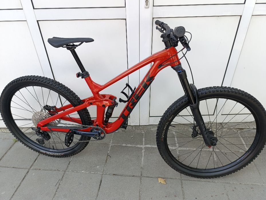 Алуминиев велосипед Trek Slash 7