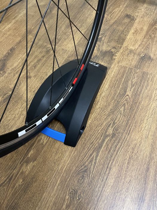 Продам Велостанок Elite Novo Force