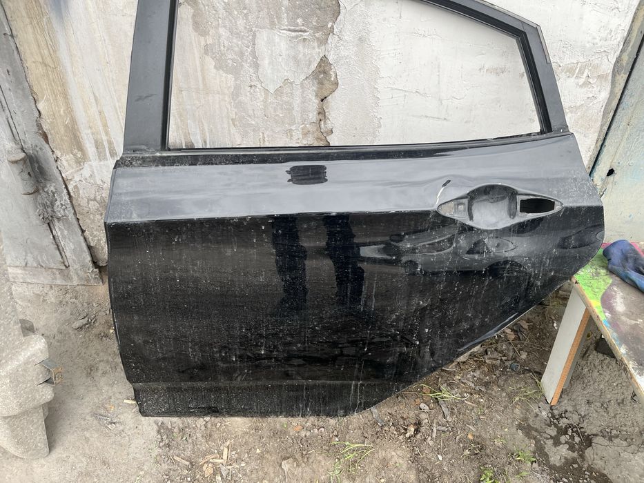 Дверь задняя левая hyundai accent
