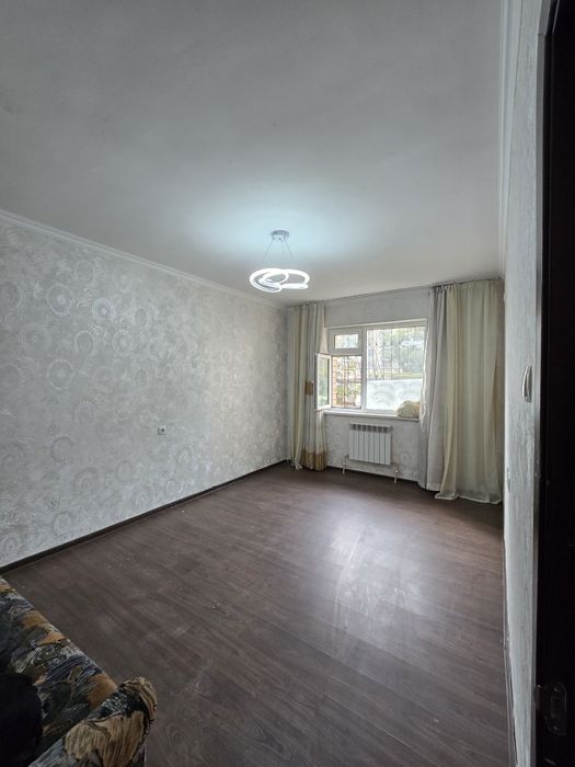 Срочно сотилади 
Янгихаёт тумани 
3А .3/1/7. 60м²
Можно в ипотека 
Ор-