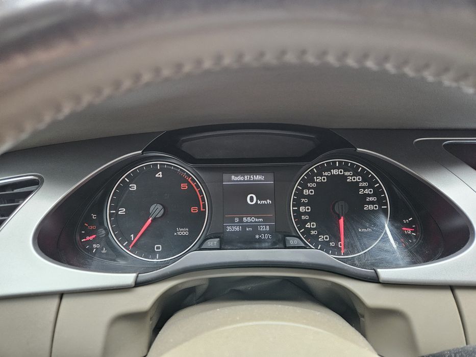 Audi A4 B8 2009 2.0 TDI