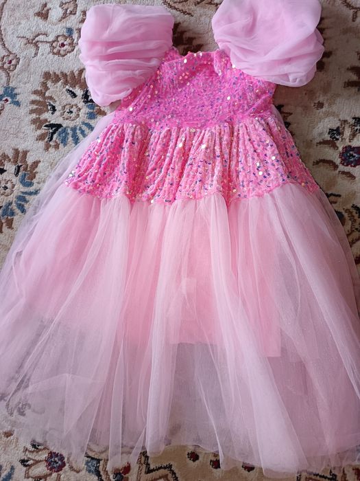 Продам детское платье