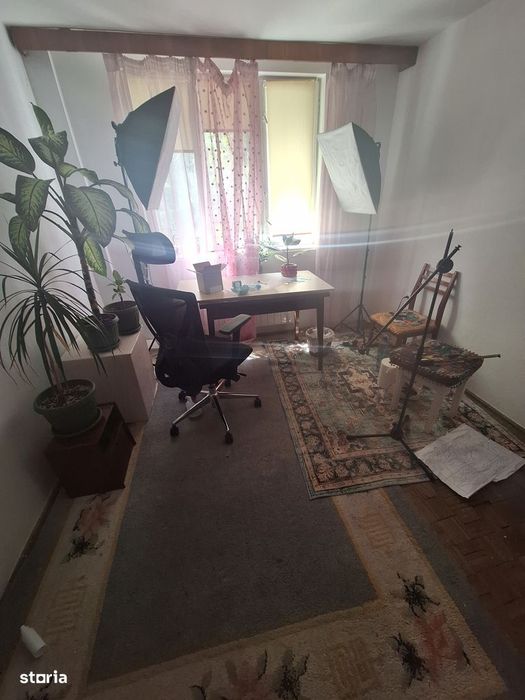 2 camere Micro 19 40mp Parter/4 simplu 2 balcoane 44000Euro