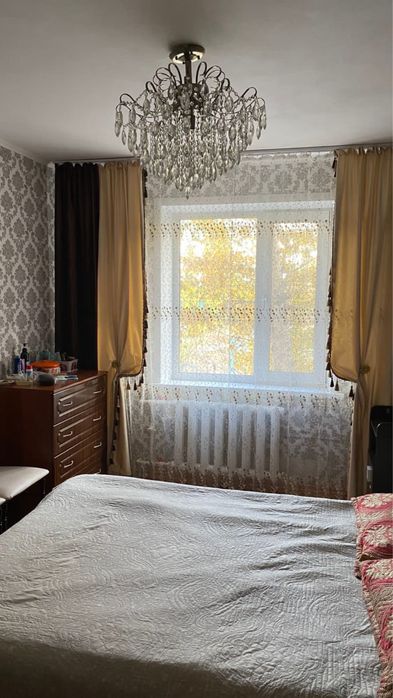 Продаеться 3-х комнатная квартира