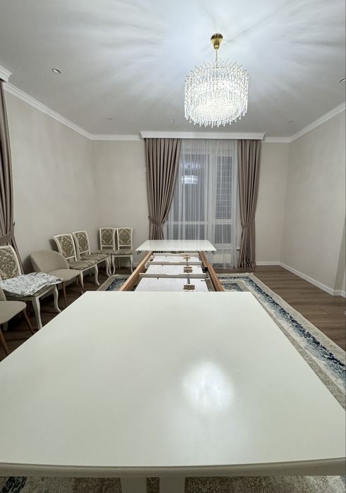 Продам стол 26 мест