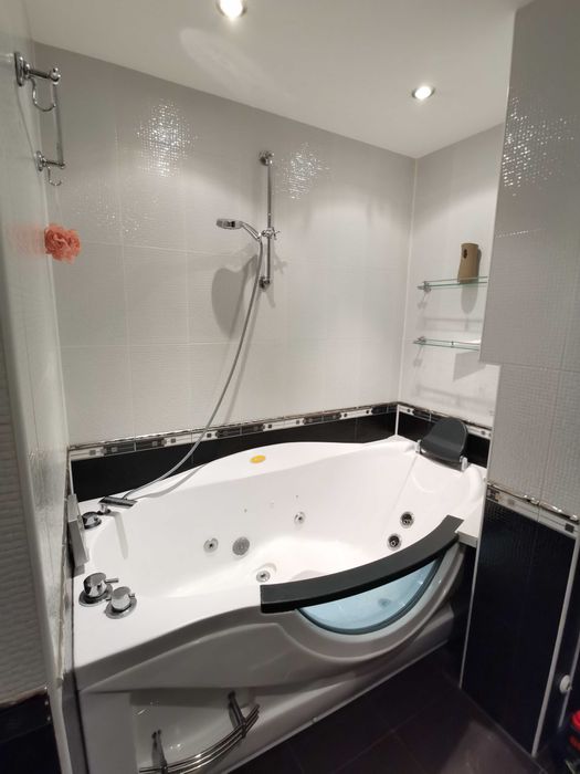 Двустаен под наем ж.к. Иван Вазов - Център