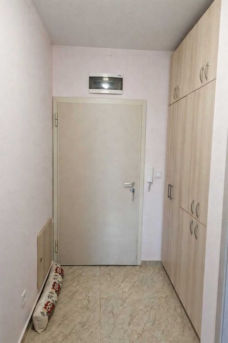 Двустаен ап. под наем в кв. Дружба 2