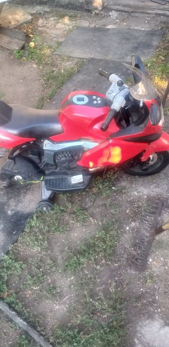 Продаю электроавтомабиль