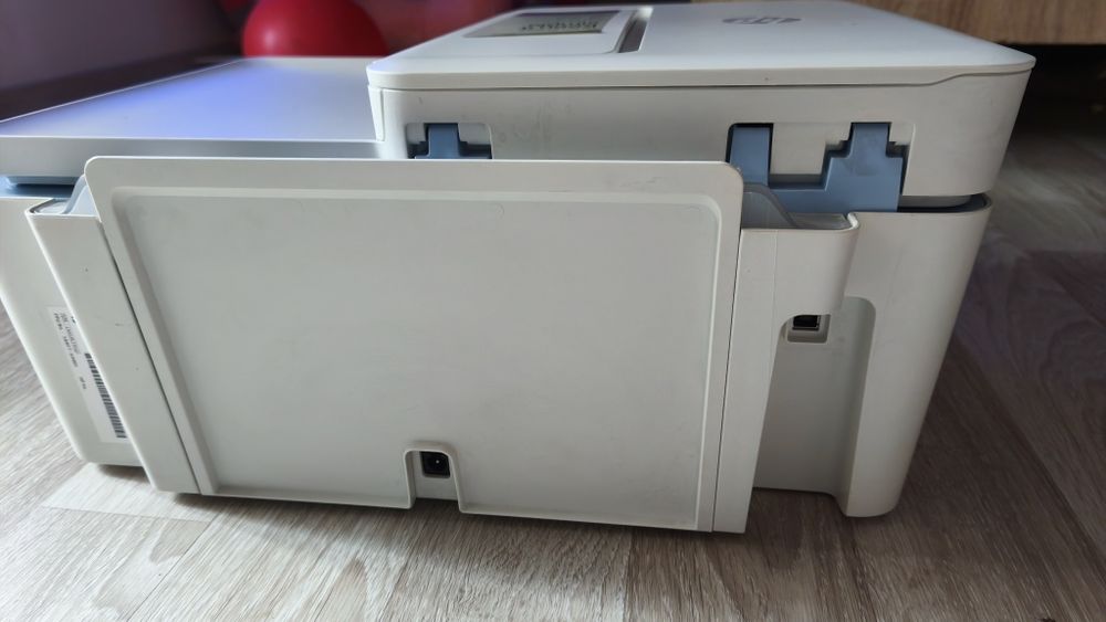 Vând imprimanta HP deskjet 4200e