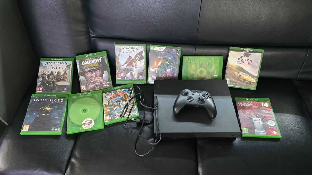Xbox one X + игри