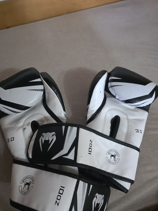 Manusi Box Venum 3.0