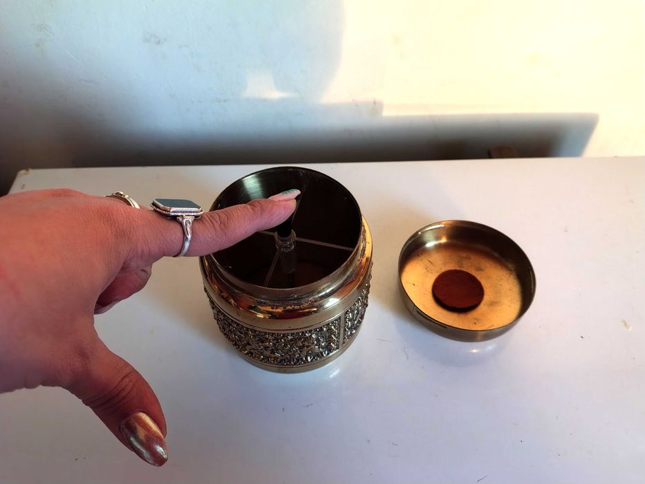 Винтидж Диспенсер,Държач За Цигари Erhard & Sohne