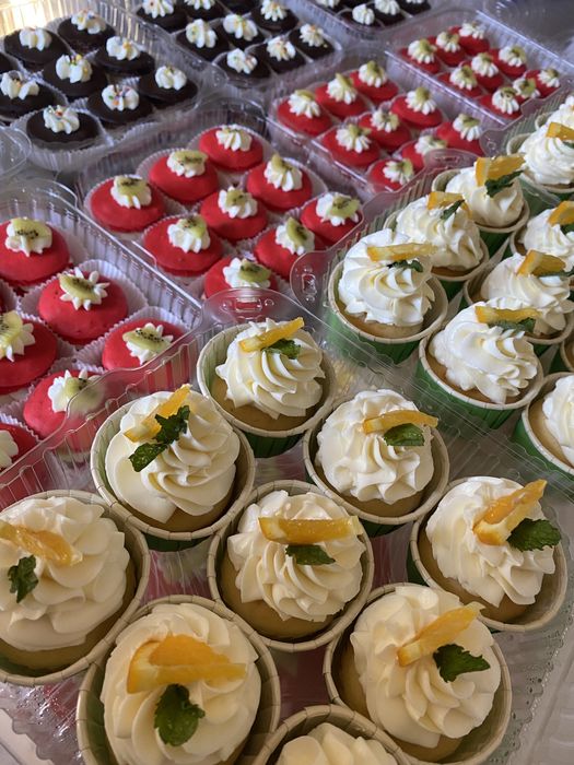 Выпечки пироженое чайный набор торт