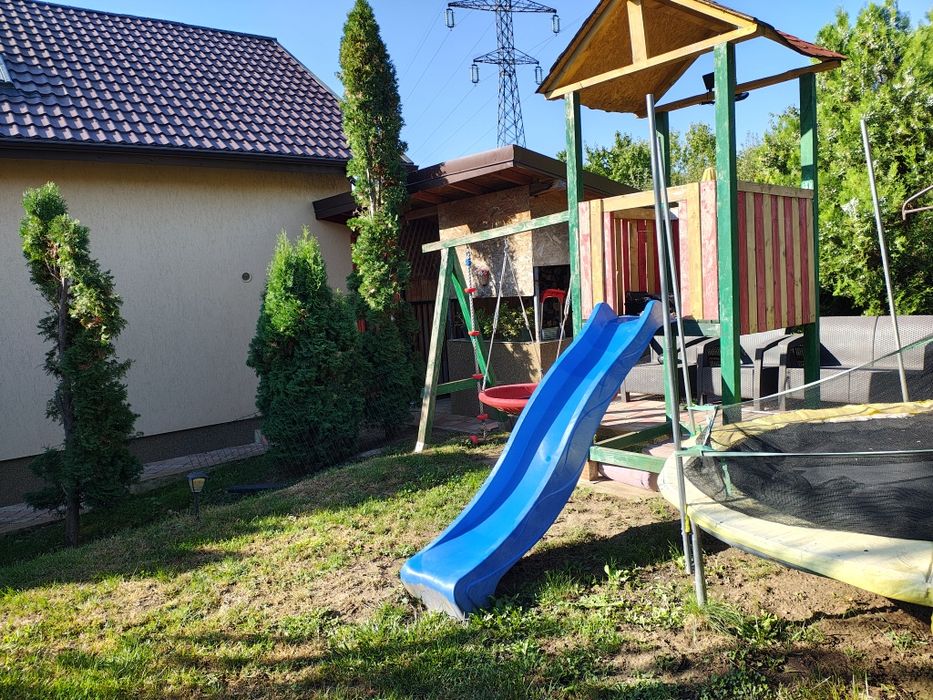 Casa de vânzare în Carlig.