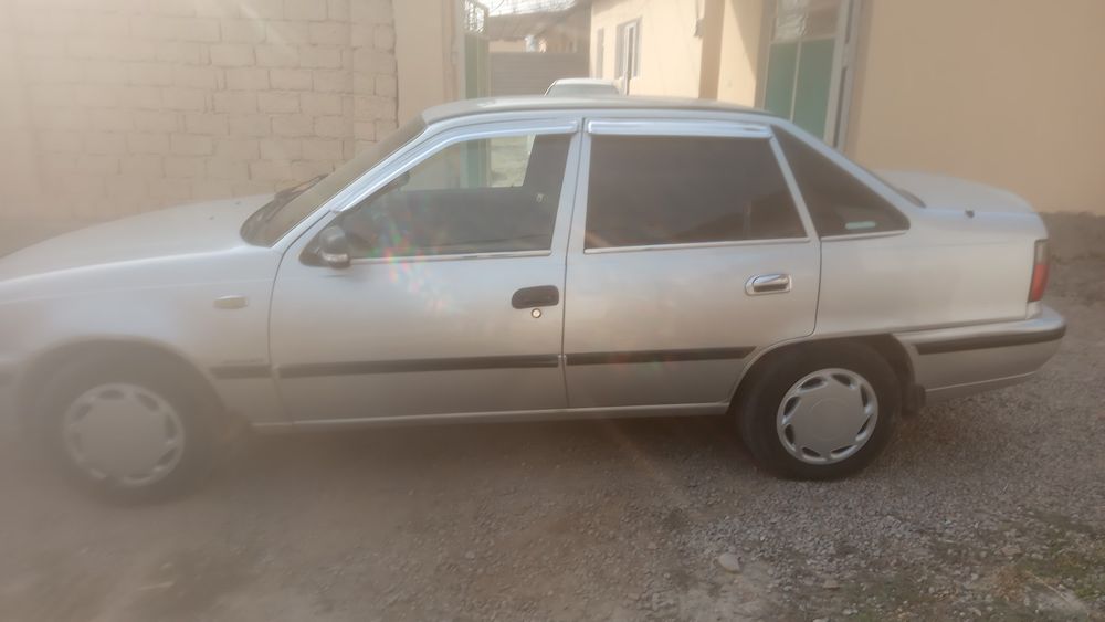 Moshina holati zor polni shumka qilingan