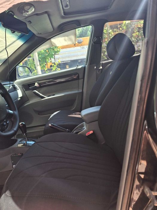 Chevrolet Lacetti 1.8 sotiladi