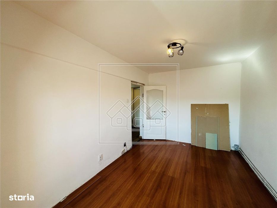 Apartament decomandat, cu 2 camere, 50 mp utili - Strand