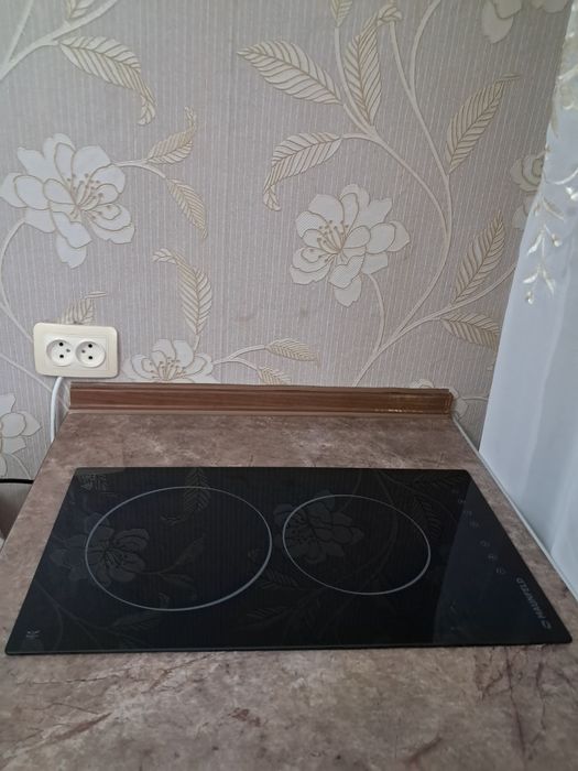 Продаю новую варочную панель Maunfeld