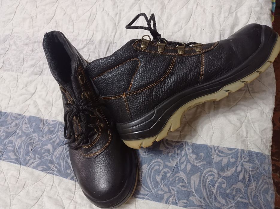 Ботинки рабочи очень качественные