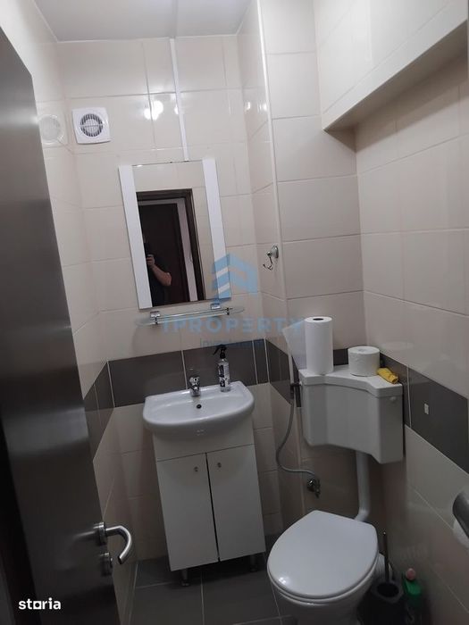 Unirii | 3 Camere | Nemobilat | Decomandat | Prox. Metrou |