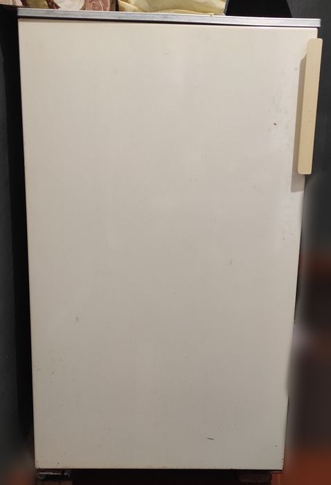 Продам  б/у Морозильная камера