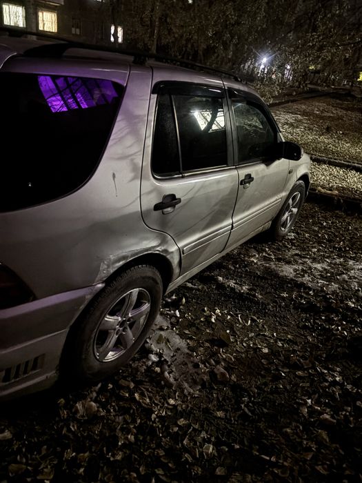 Продам мерседес.