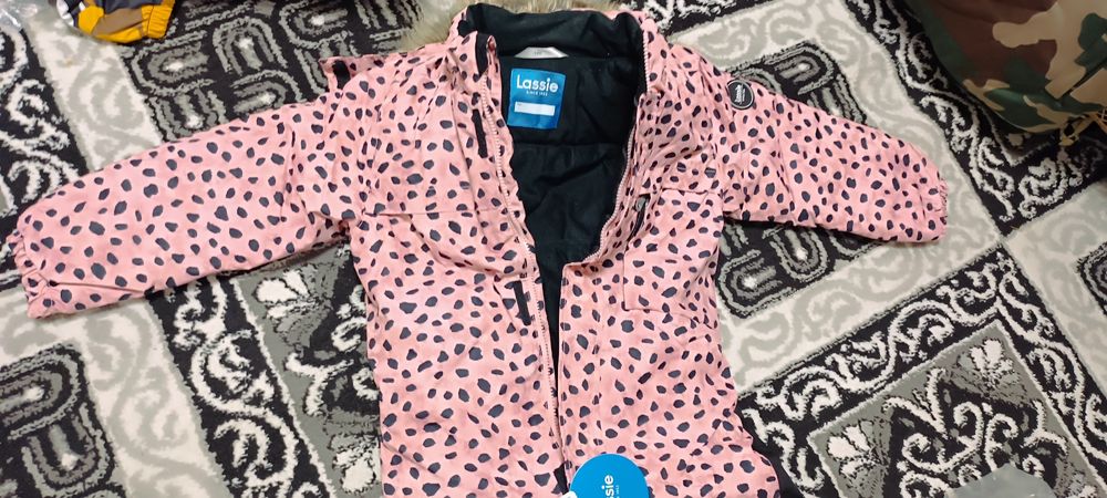 Продаются куртки