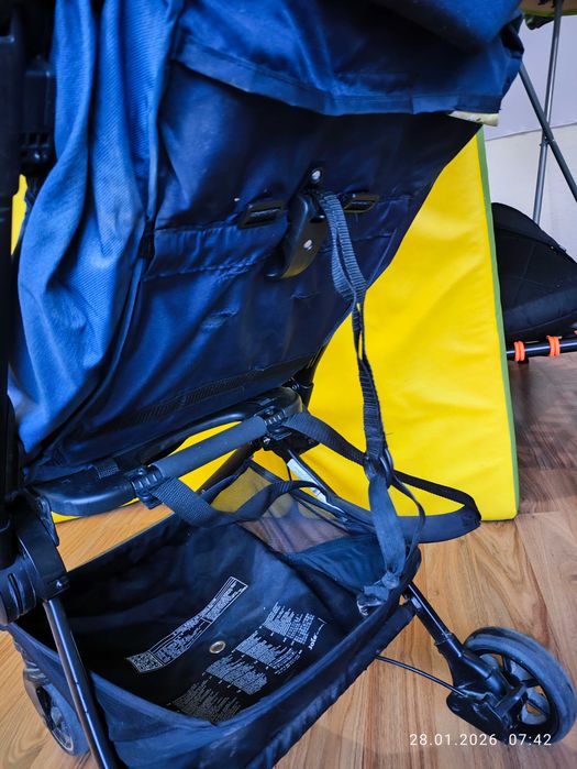 Коляска детская ,Joe