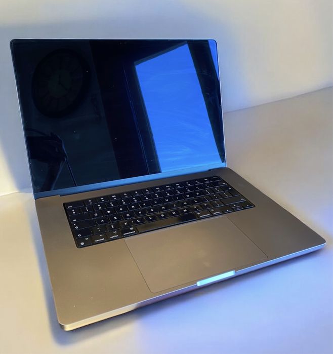 MacBook Pro 16-inch (2021)