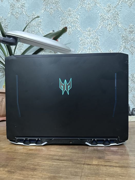 Acer Predator Helios 300