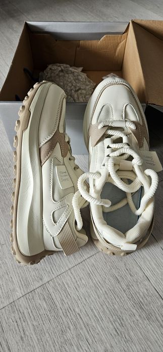 Кроссовки 37 р в идиальном