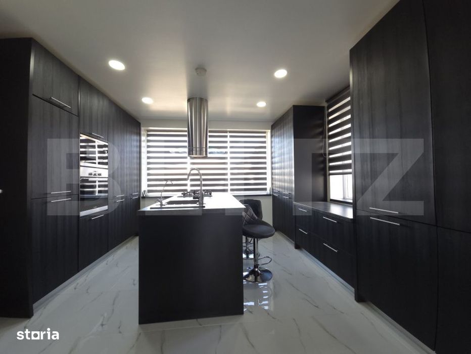 Reprezentativitate, Tehnologie si Costuri Zero: Sediu Vila  in Exclusi