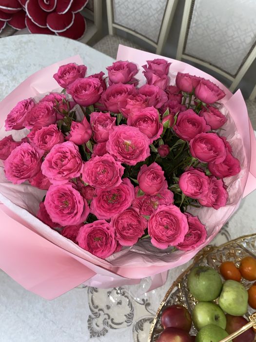 Цветы сегодня пришли свежые