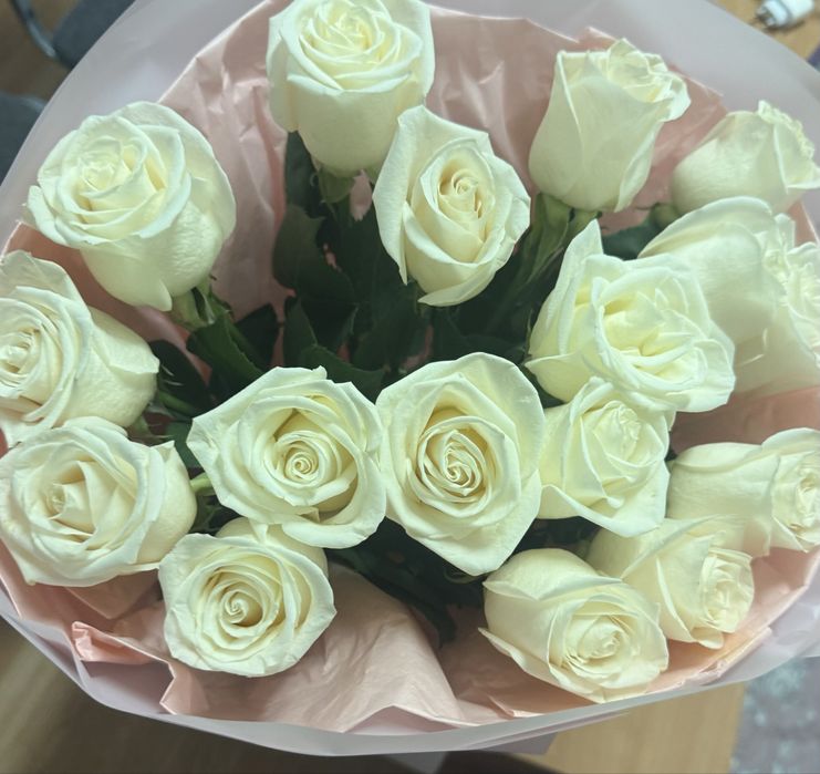 букет белых роз