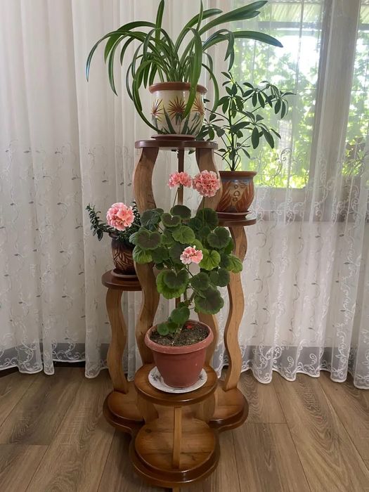 Подставка для цветов