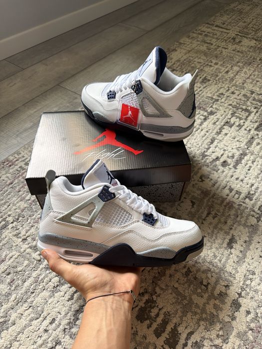 Jordan 4 Navy