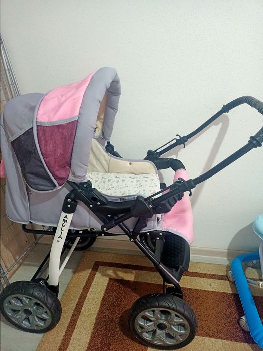 Продам коляску состояние отличное