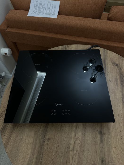 Продам индукционную поверхность