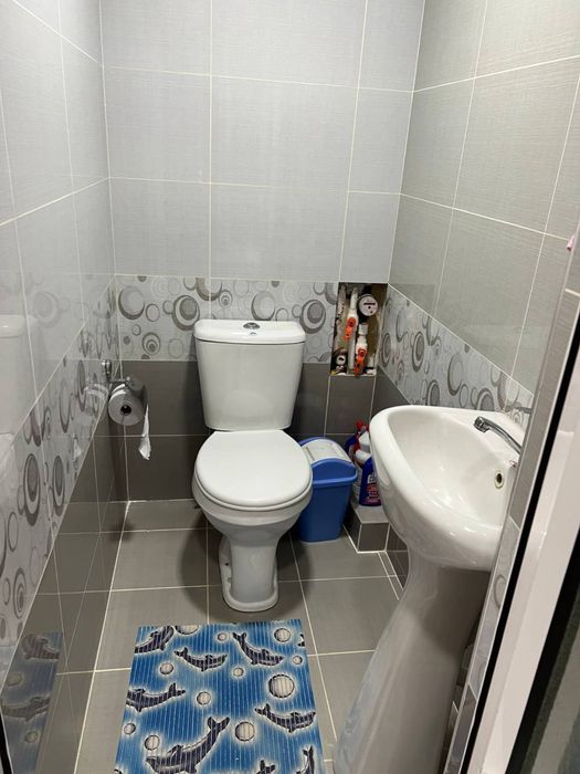 Срочно! Сдаётся 1 ком квартира взаде Фемили парка